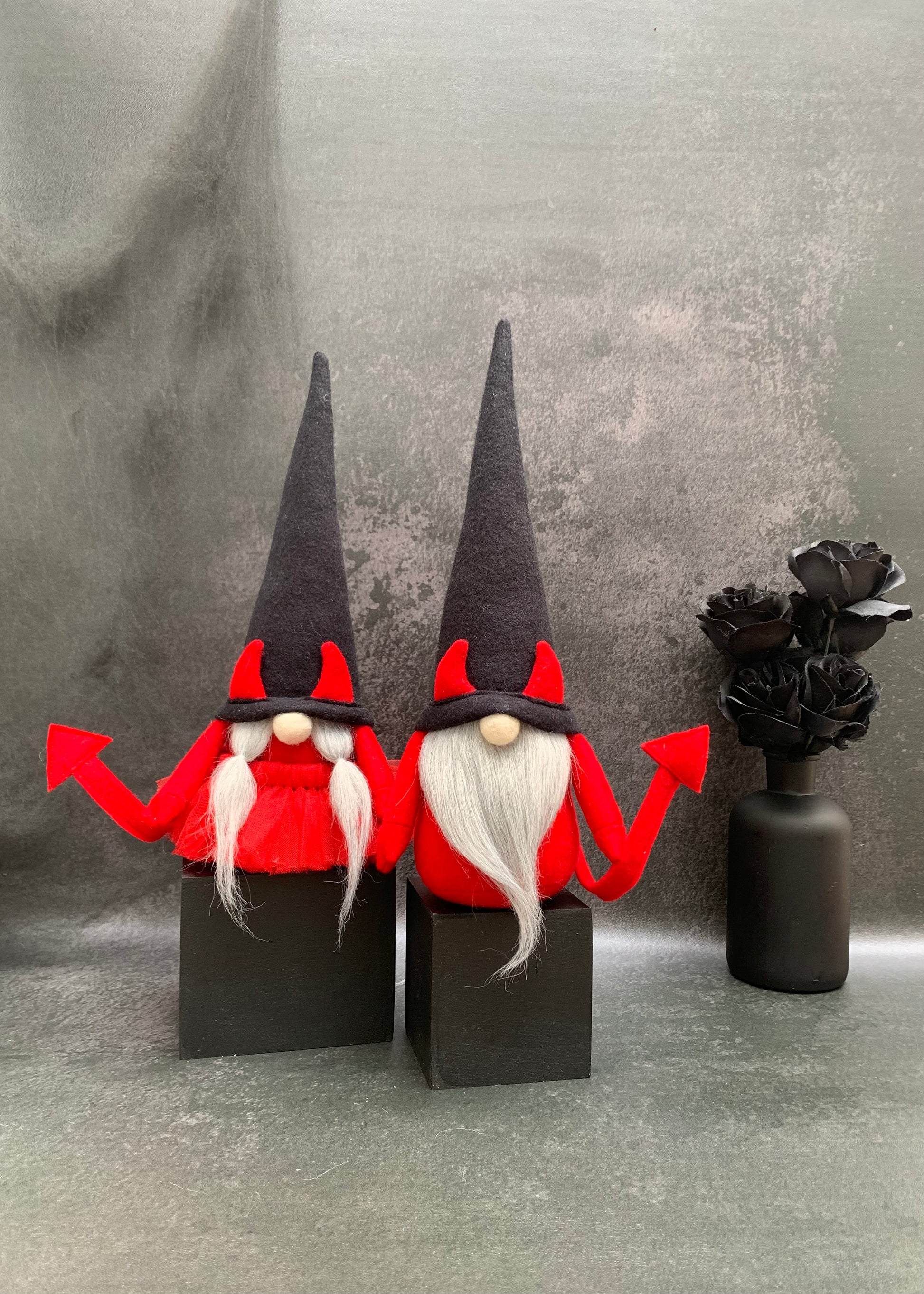 Litten- No-Mo Diablita Decorativo Halloween
