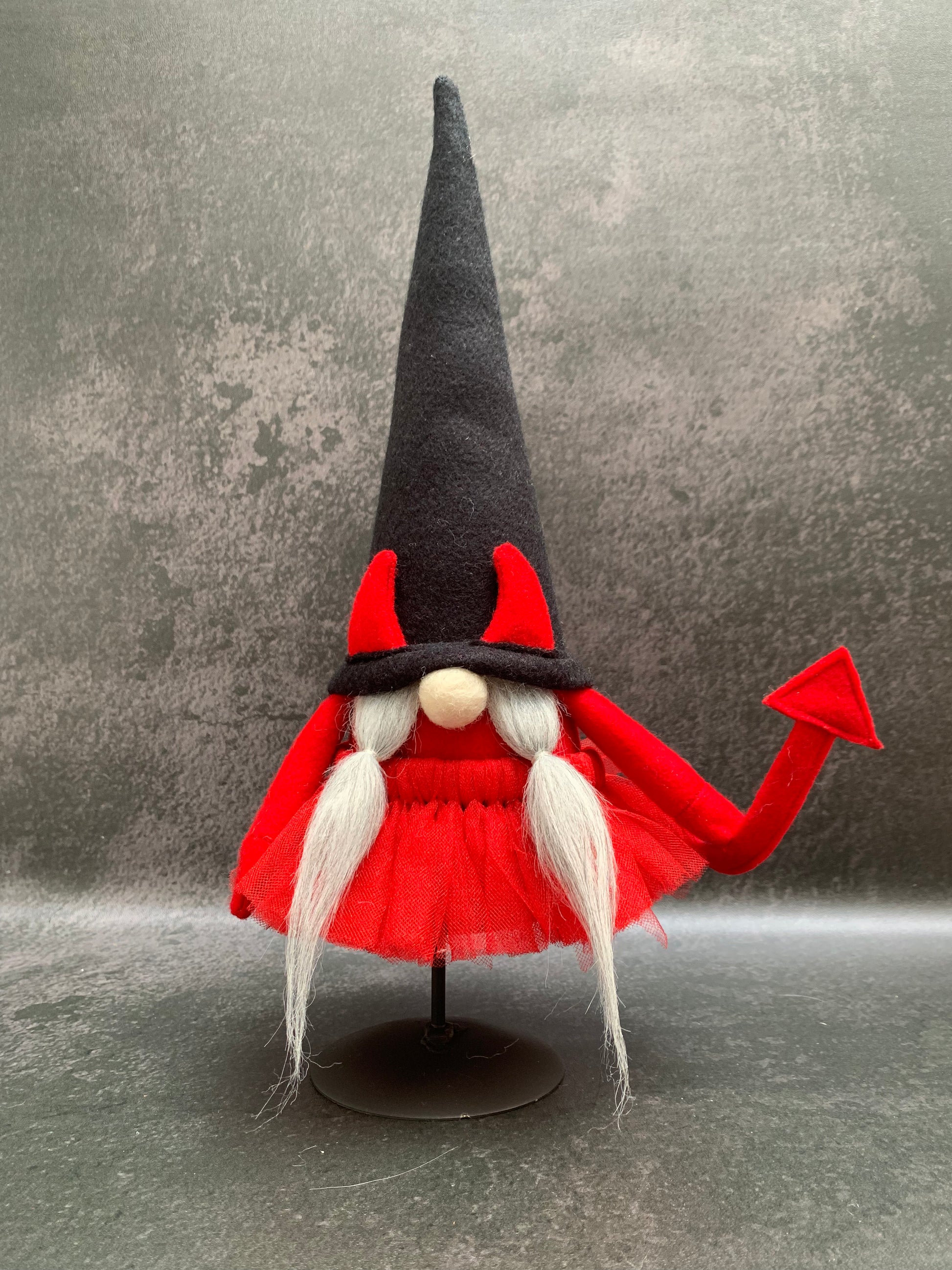 Litten- No-Mo Diablita Decorativo Halloween